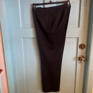 Lafayette 148 women’s slacks. Size 10. Black